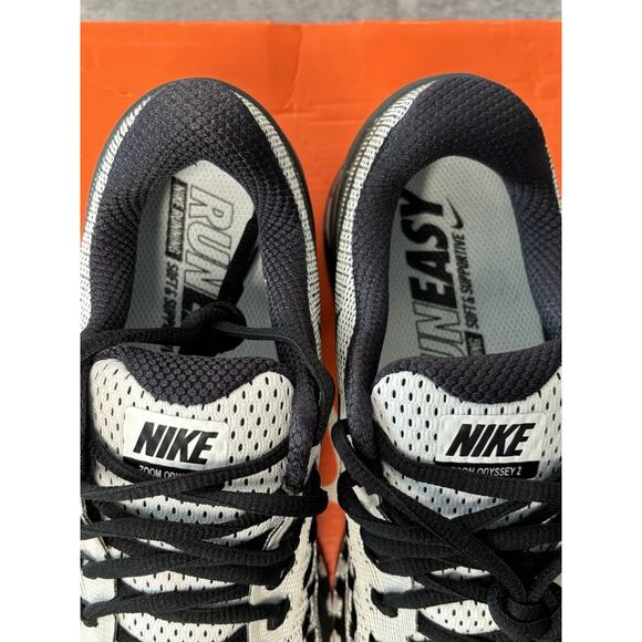 Nike Air Zoom Odyssey 2 Women's Size 9 White/Black Running Shoes (844546-100) - Picture 4 of 15